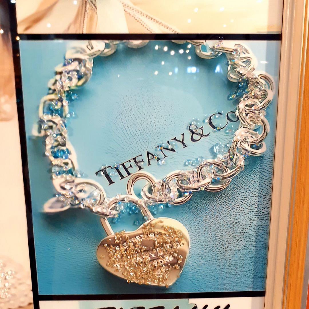輸入雑貨　天然水晶石　クリスタルアート　ブランドロゴ　『TIFFANY』　宝石