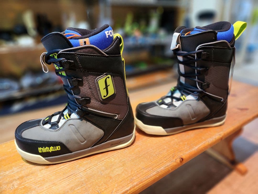 スノーボード 25-26 thirtytwo JP WALKER FORUM PRO