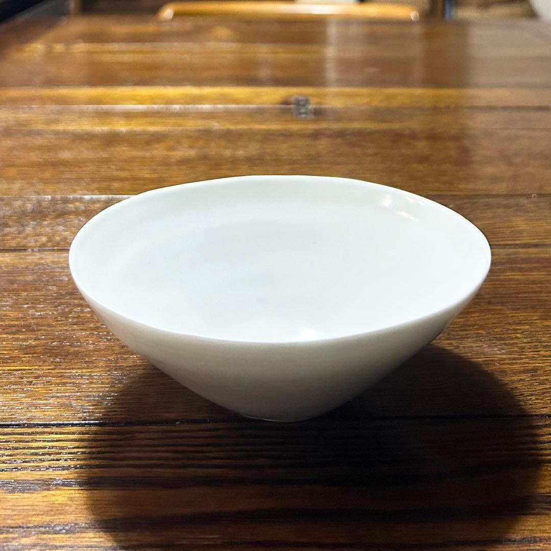 黒田泰蔵さん　白磁椀　器