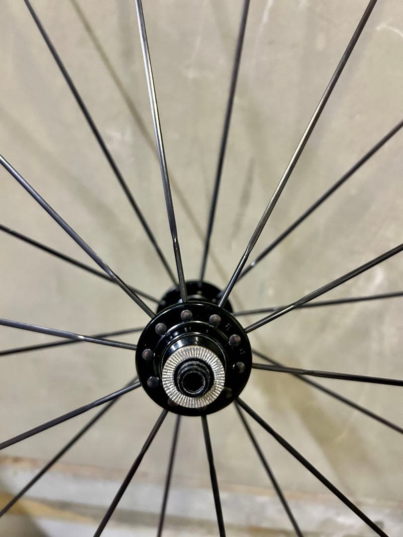 ◆鬼軽いカーボンホイール＋タイヤ重量0.93g！◆