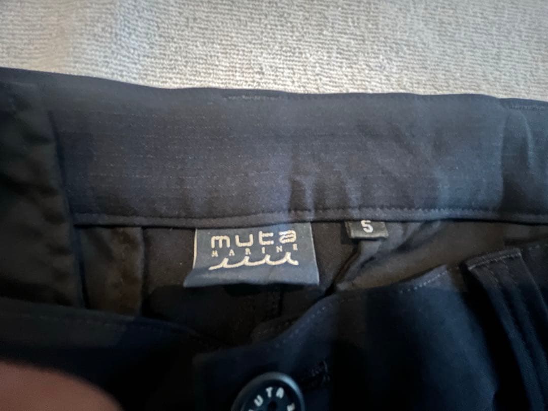 ムータマリン、フード付きジャージ上下セット