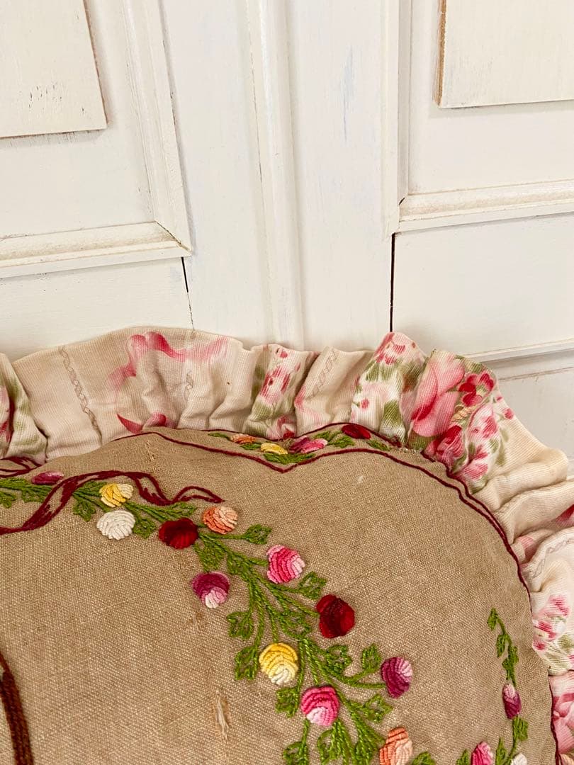 レア★アンティーク⭐︎フラワーバスケット ♪花かご刺繍クッション