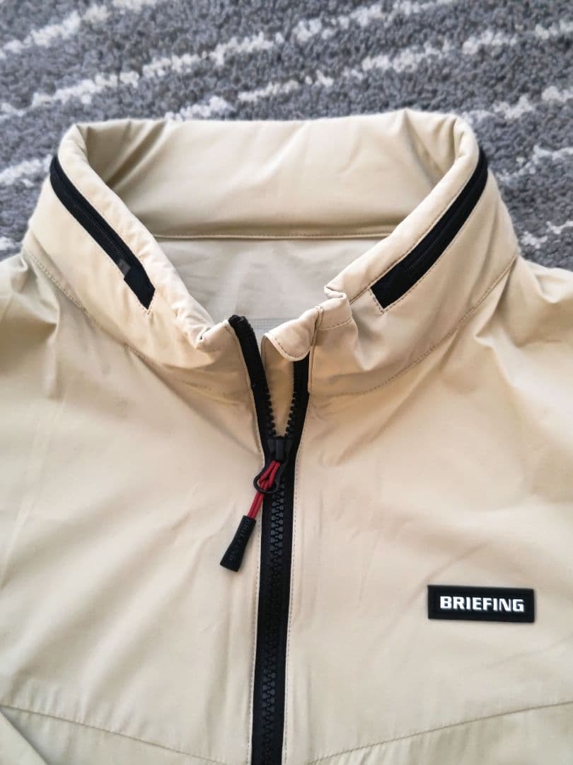 ブリーフィング／ベージュ／ウインドジャケット！値下げ