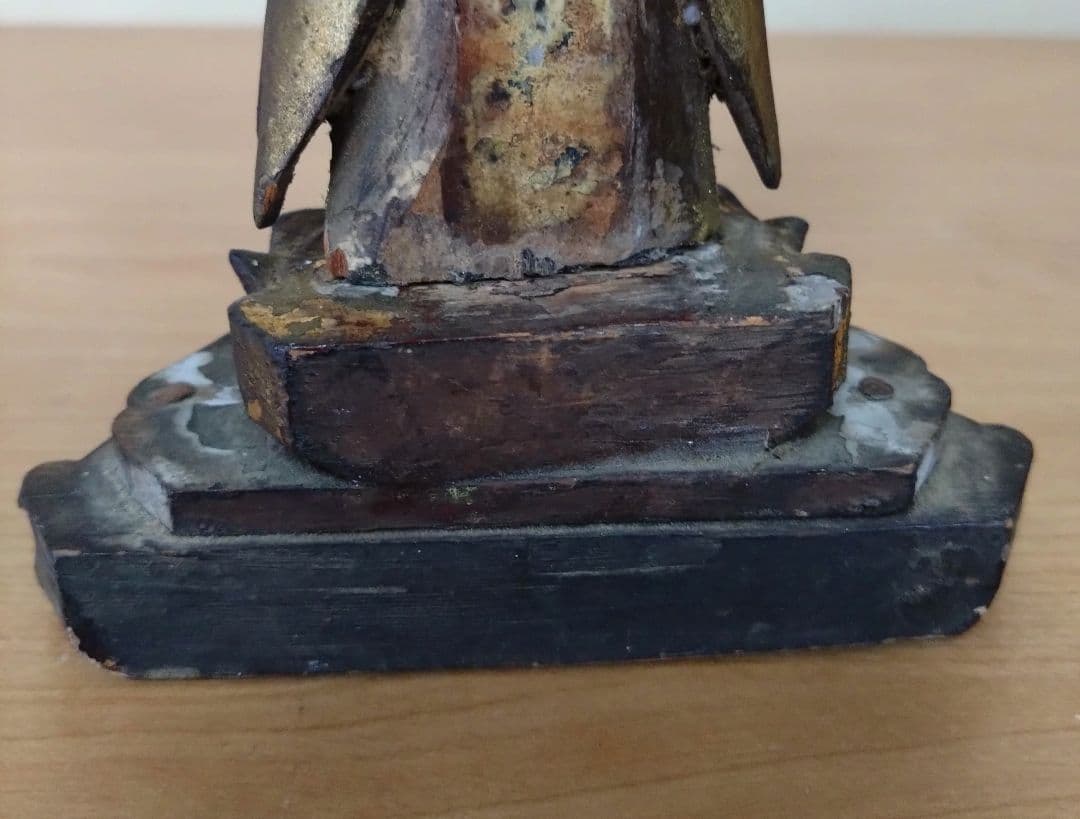 木彫り　金彩　阿弥陀如来像　江戸時代