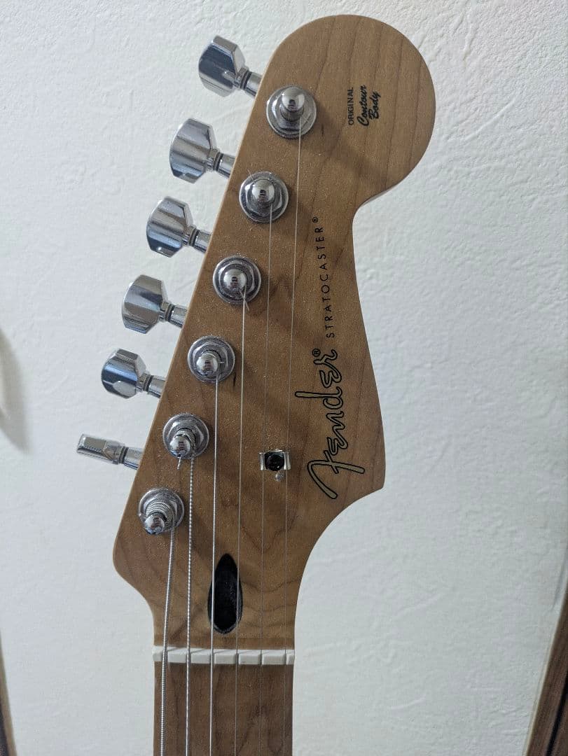 M*i様 Fender ストラトキャスター コンポーネント