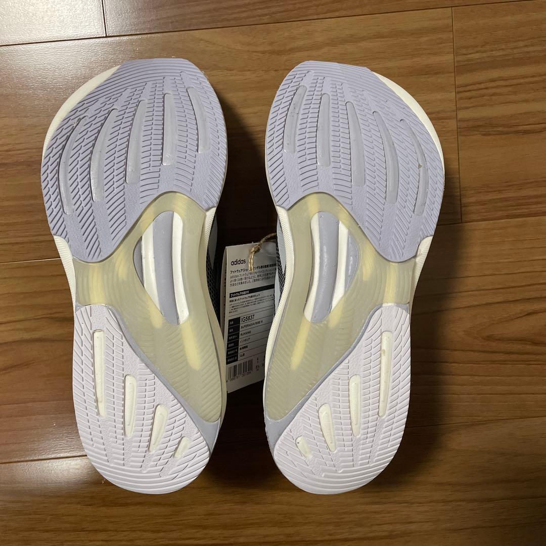 adidas SUPERNOVA RISE W 22.5㎝