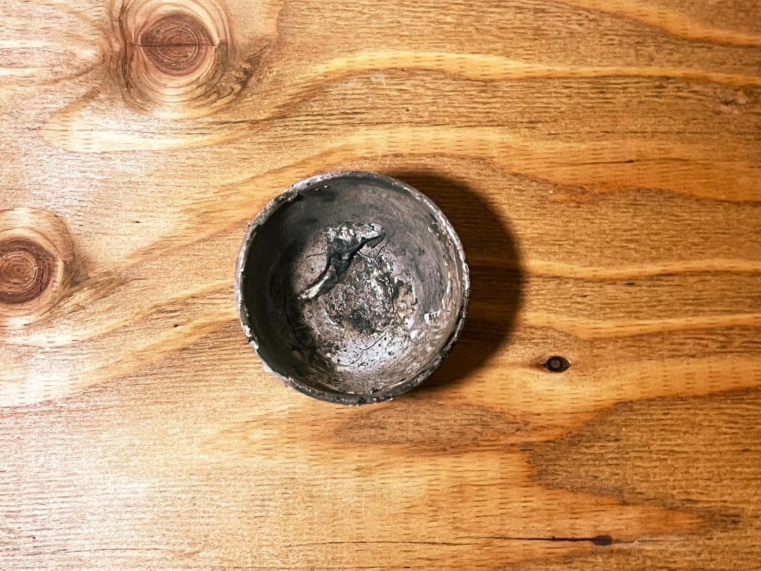 黒と銀の陶器（飾る用）