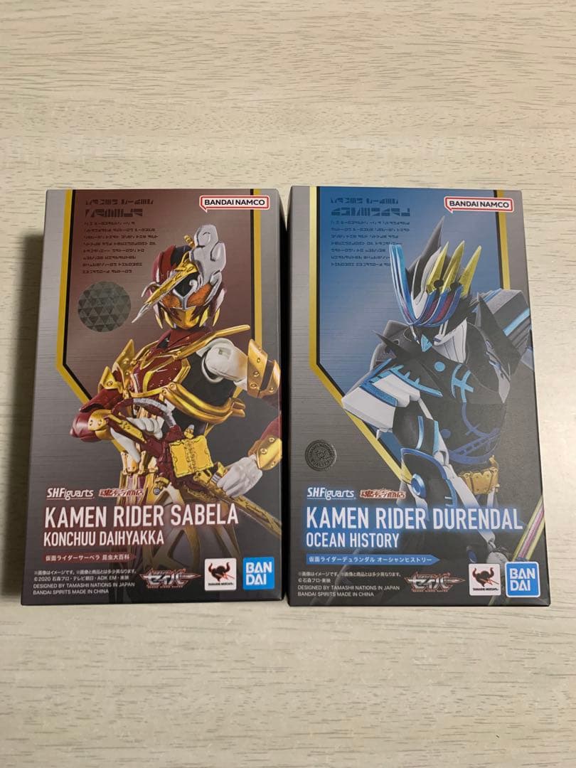 S.H.Figuarts 仮面ライダーデュランダル&サーベラ