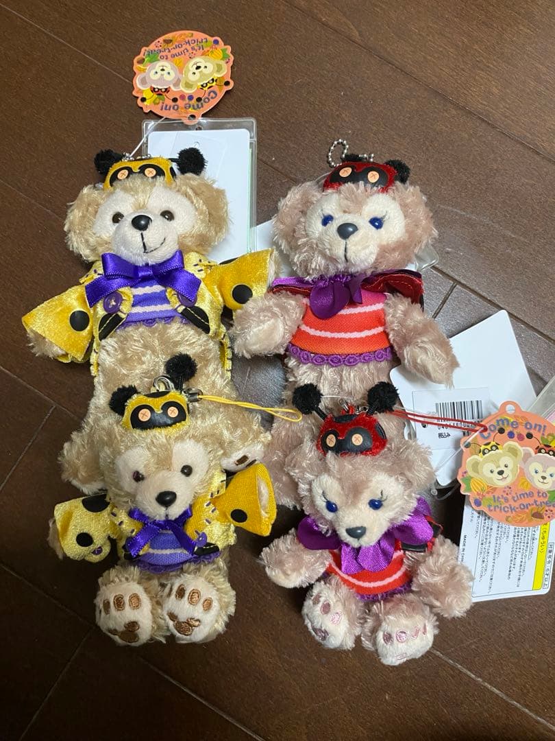 TDS❣️シェリーメイ ‼️ダッフィーぬいぐるみバッジ、ストラップ新品ダグ付！レア