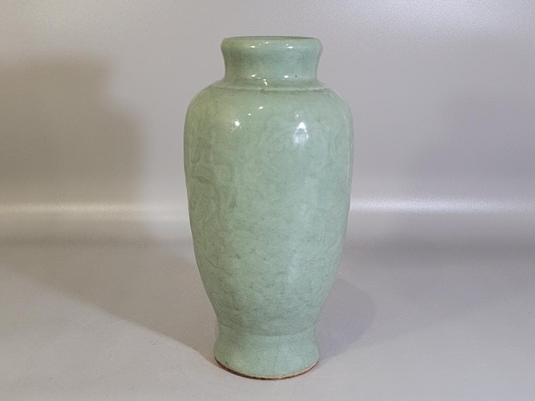 古美術 中国 七官青磁 纏枝蓮花紋 花瓶 茶道具伝来