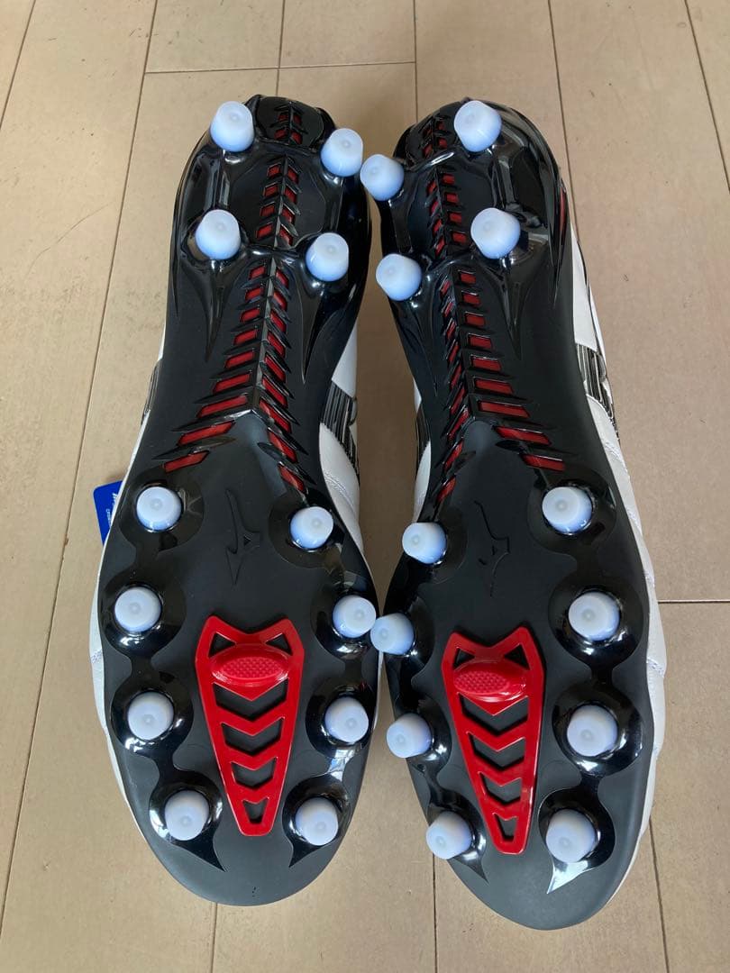 モレリアネオ4ジャパン　白　27.5㎝　新品。