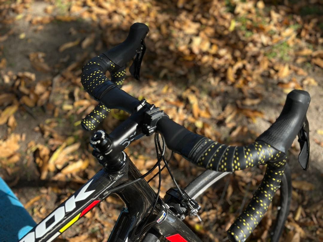 フルカーボン　LOOK 765 hmロードバイク