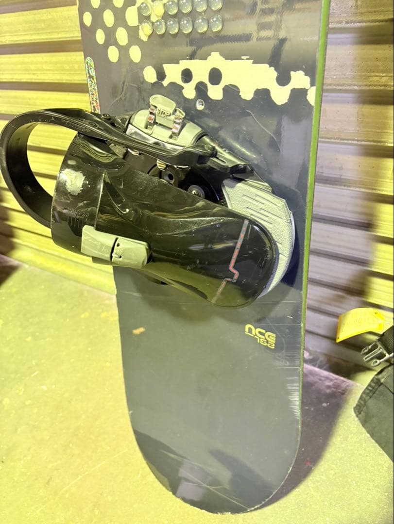 G1570スノーボード SALOMON サロモン 約150cm ACE 152