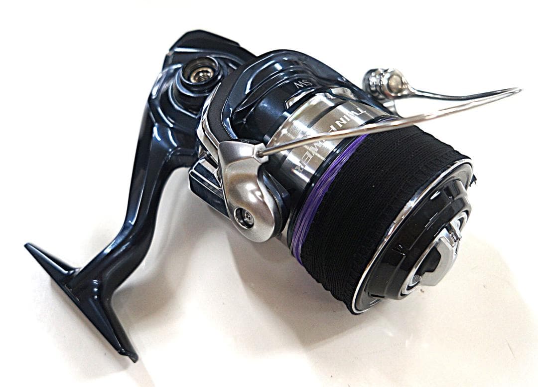 0041　釣り　リール　新品　シマノ　SHIMANO TWIN POWER