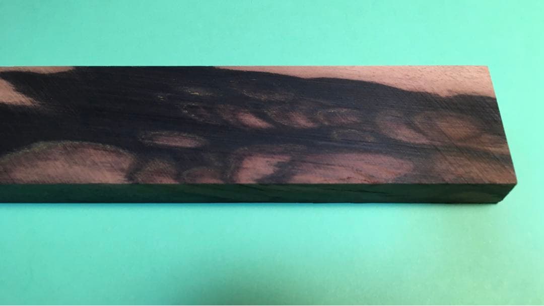 黒柿　(緑孔雀杢) 超美材