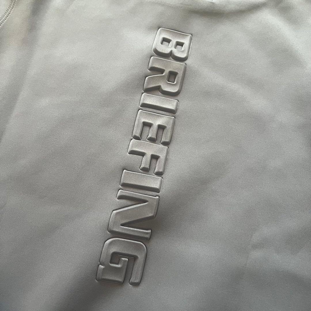 人気商品！BRIEFING ブリーフィング 3Dロゴクルーネック グレー