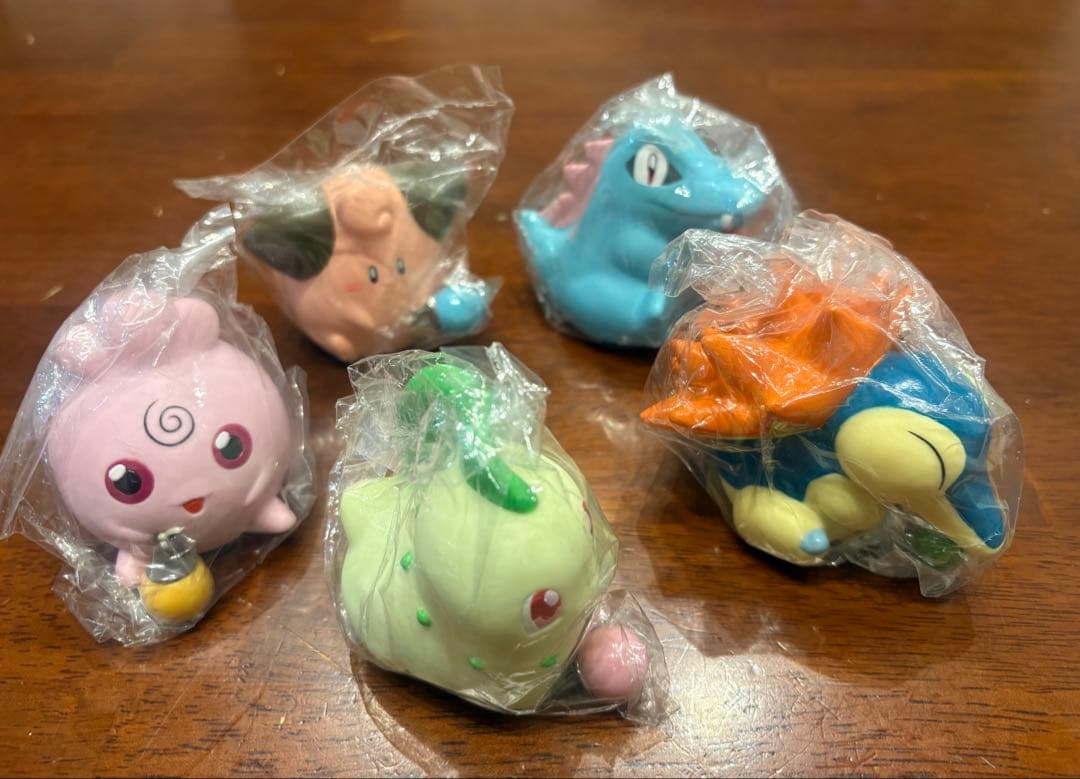 【激レア】バンプレストの「ふるえるポケモン」５種フルコンプセットです。