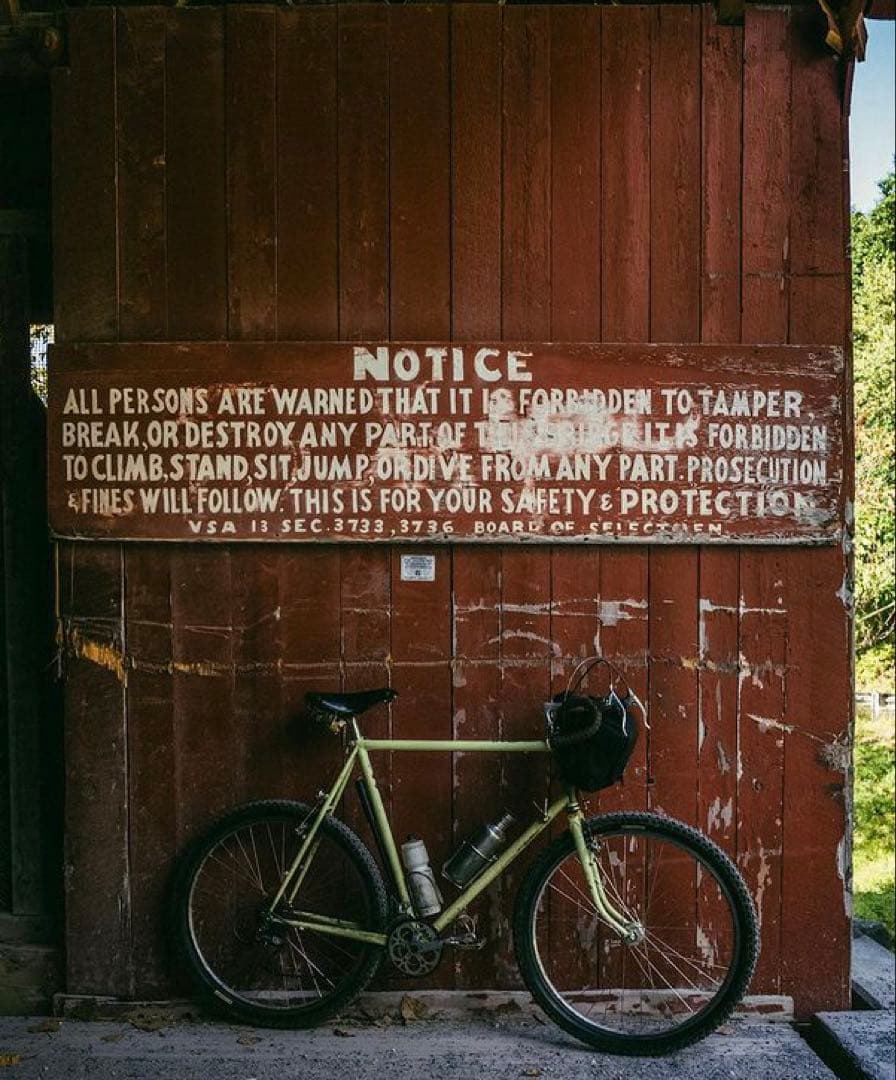 ultraromance ron's bikes ウルトラロマンス crust