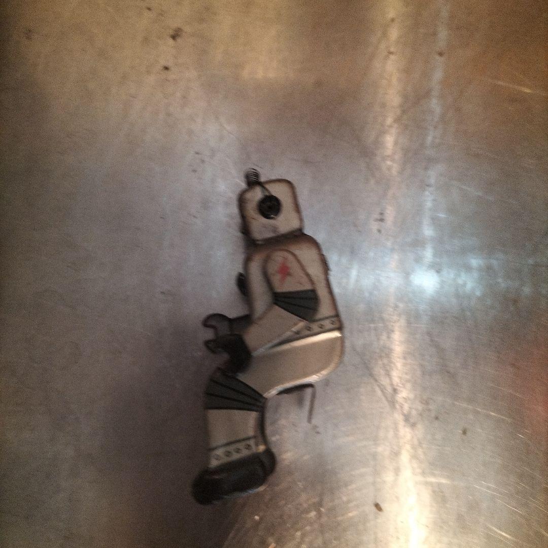 バッテリーオペレートトラクター　ブリキロボット