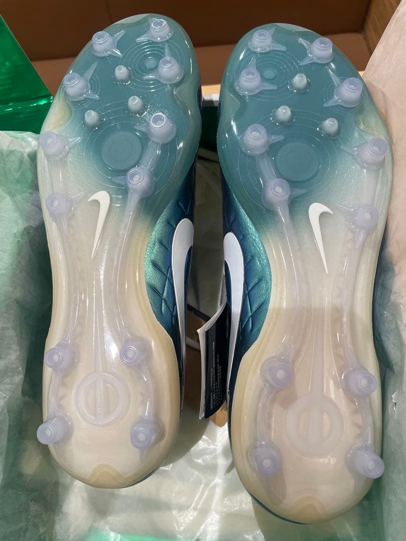 NIKE ナイキ　ティエンポレジェンド10 AG 30周年モデル