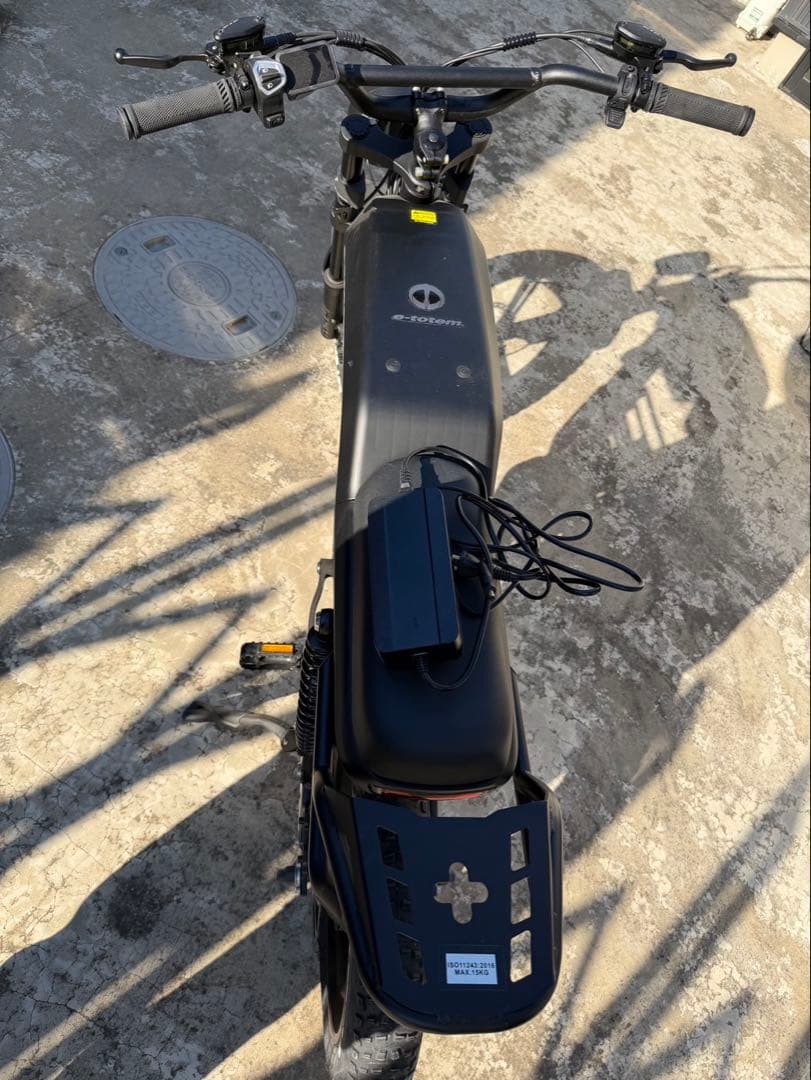 美品　e-totem 電動アシスト自転車 R-40ブラック 20インチ