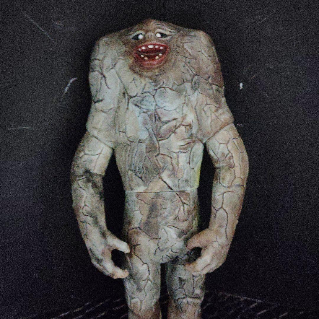 上野淳子ウルトラ怪獣旧型ソフビ