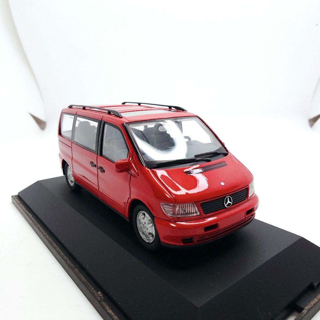 メルセデス ベンツ V230 1/43 ミニカー Vクラス 赤