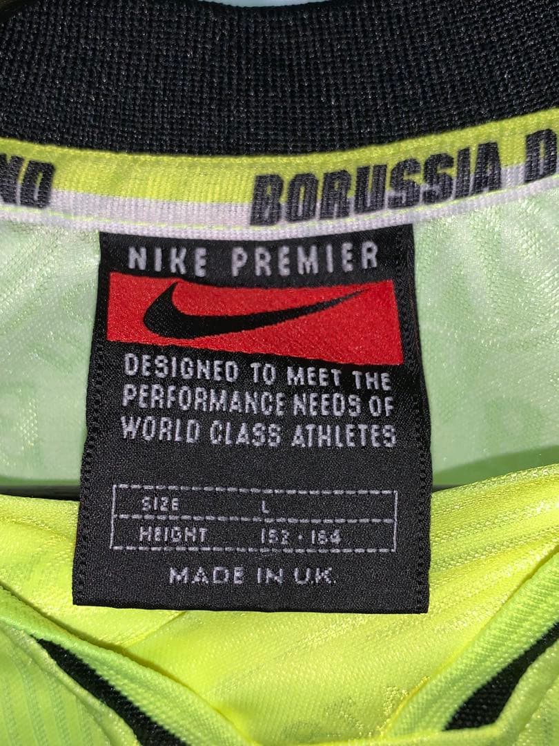 NIKE Borussia Dortmund 1995/96 サッカーシャツ