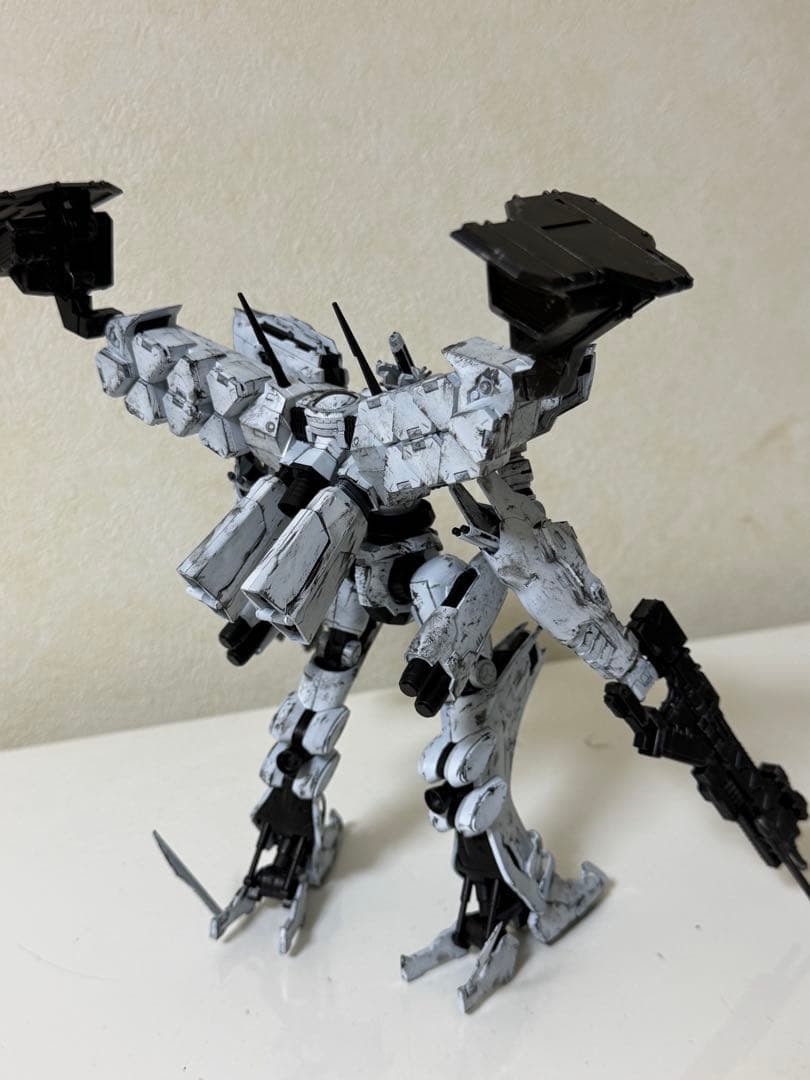 【完成品】アーマード・コア　ホワイトグリント