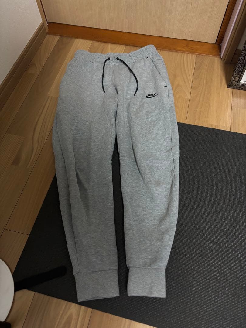 専用 NIKE テックフリース S