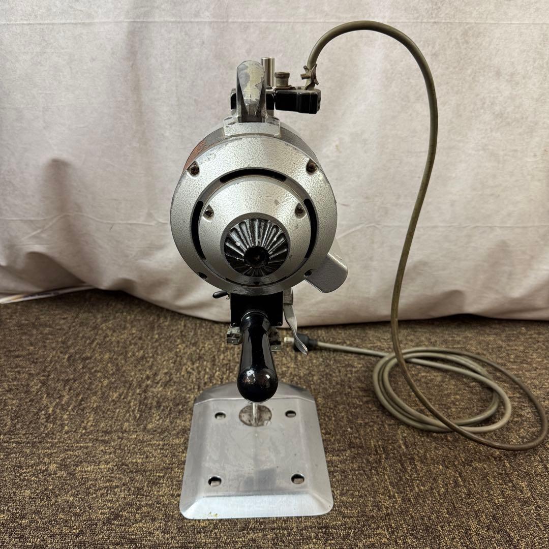 KM MACK 裁断機 カッティングマシーン