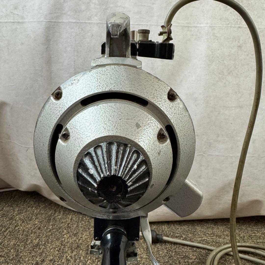 KM MACK 裁断機 カッティングマシーン