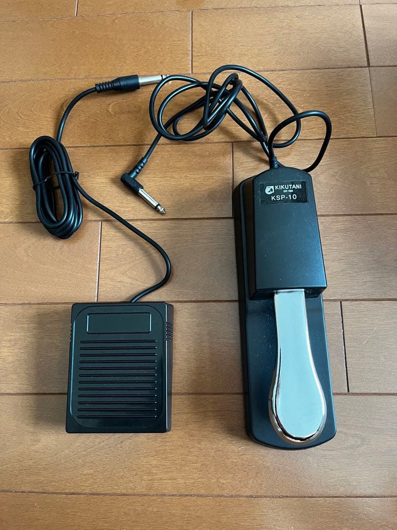 m*m様 電子ピアノ ヘッドフォン付き