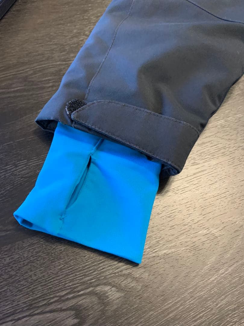 SPYDER キッズ　スキーウェア上下　サイズ8