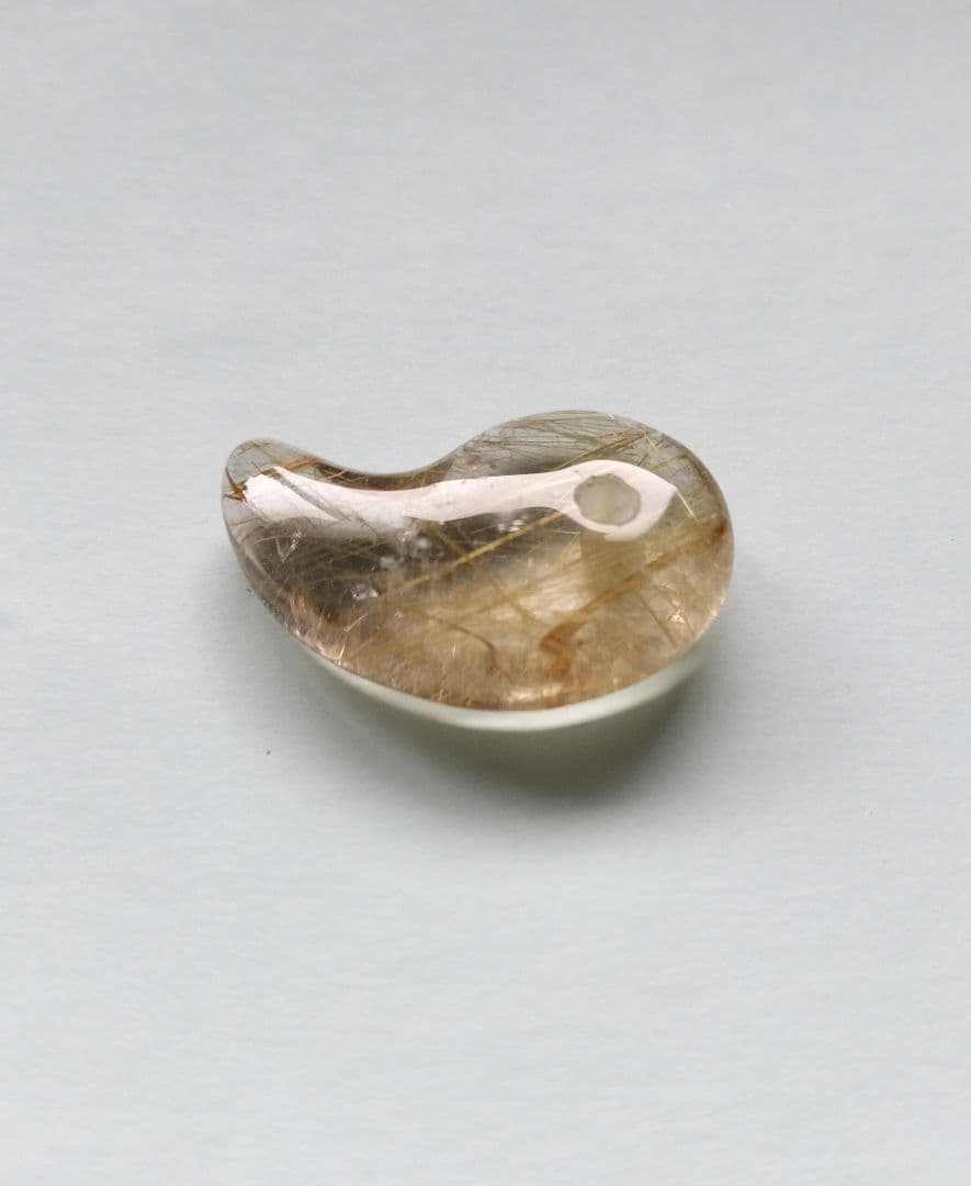 ルチル水晶 ルチルクォーツ 勾玉