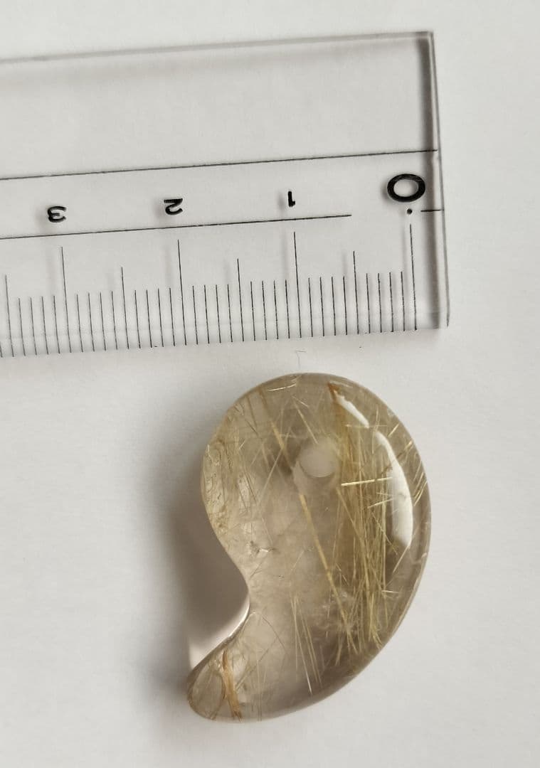 ルチル水晶 ルチルクォーツ 勾玉