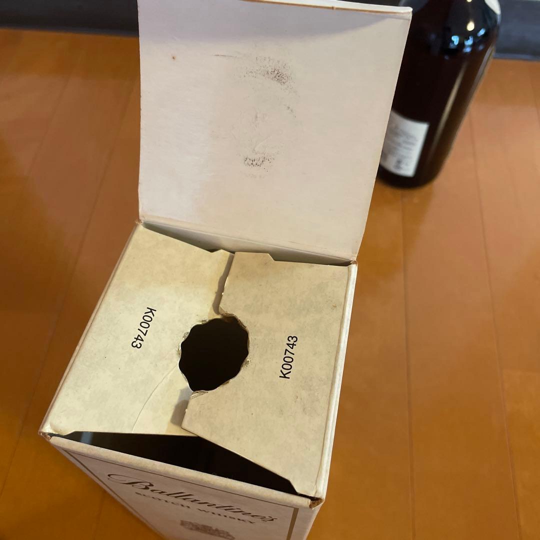 バランタイン　ベリーオールド　30年　ウイスキー