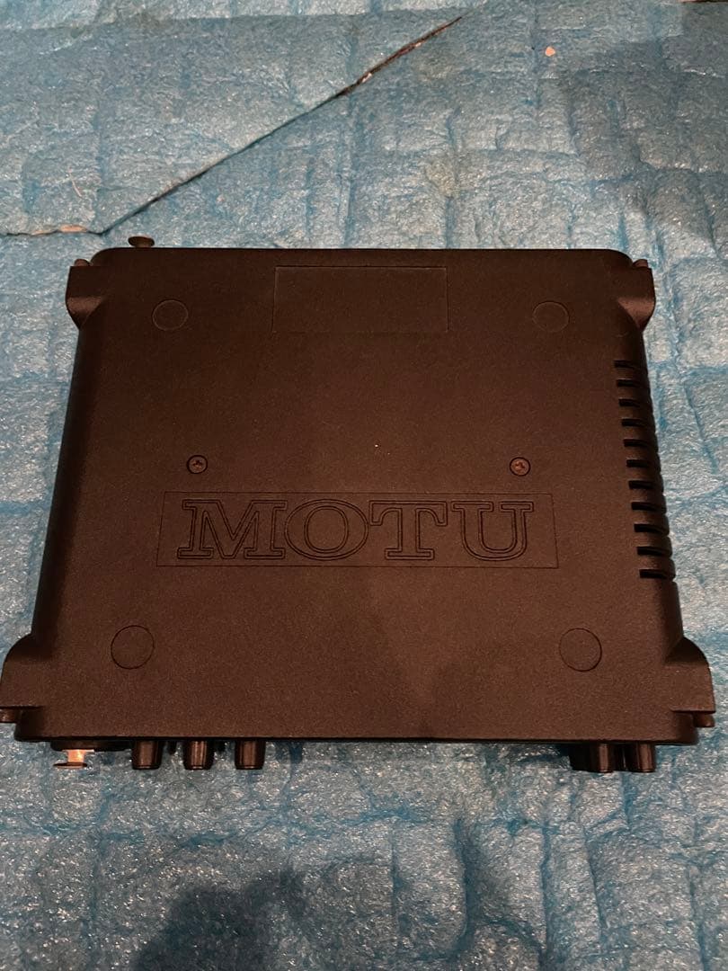 MOTU UltraLite mk3 オーディオインターフェイス