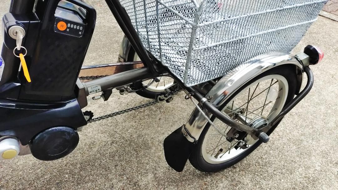パナソニック 電動三輪自転車 ビビライフ BE-ELR83N スイング固定中