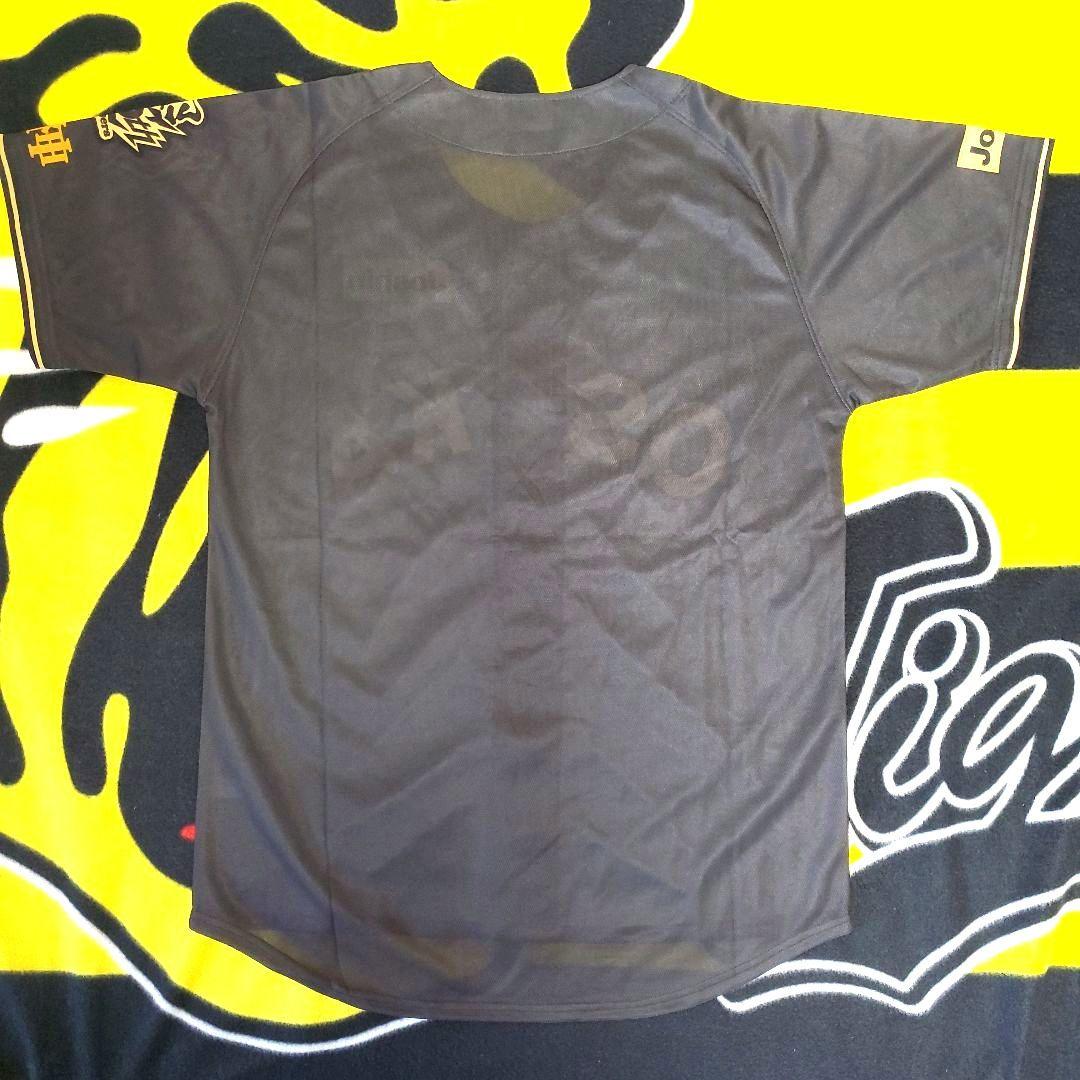 阪神タイガース　ブラックダイナマイト　レプリカユニフォーム　フリーサイズ
