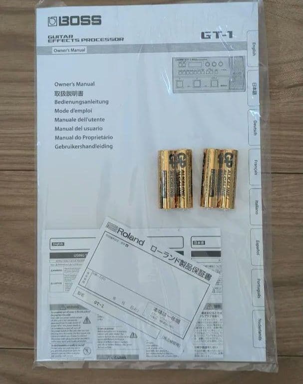 美品 新品同様 BOSS GT-1 マルチエフェクター ギターエフェクター