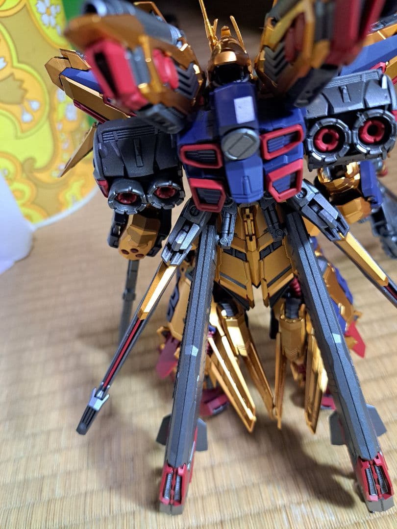 神馬模型　1/100相当　黄金武士 ダイキャストフレーム　海外製プラモデル