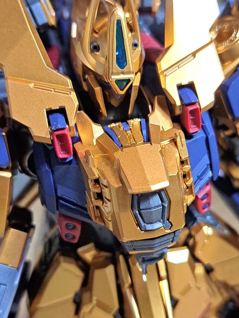 神馬模型　1/100相当　黄金武士 ダイキャストフレーム　海外製プラモデル