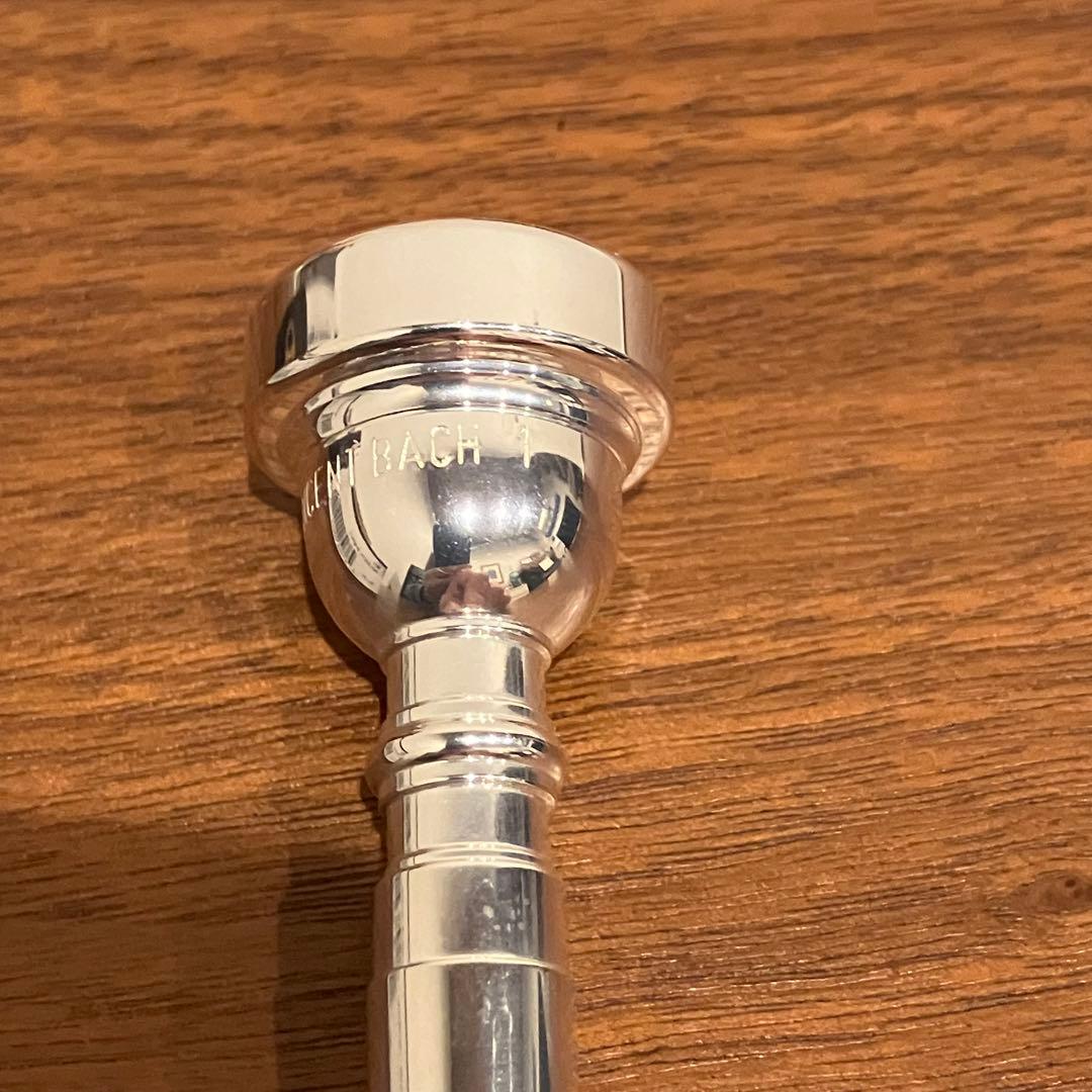 Bach トランペットマウスピース 1