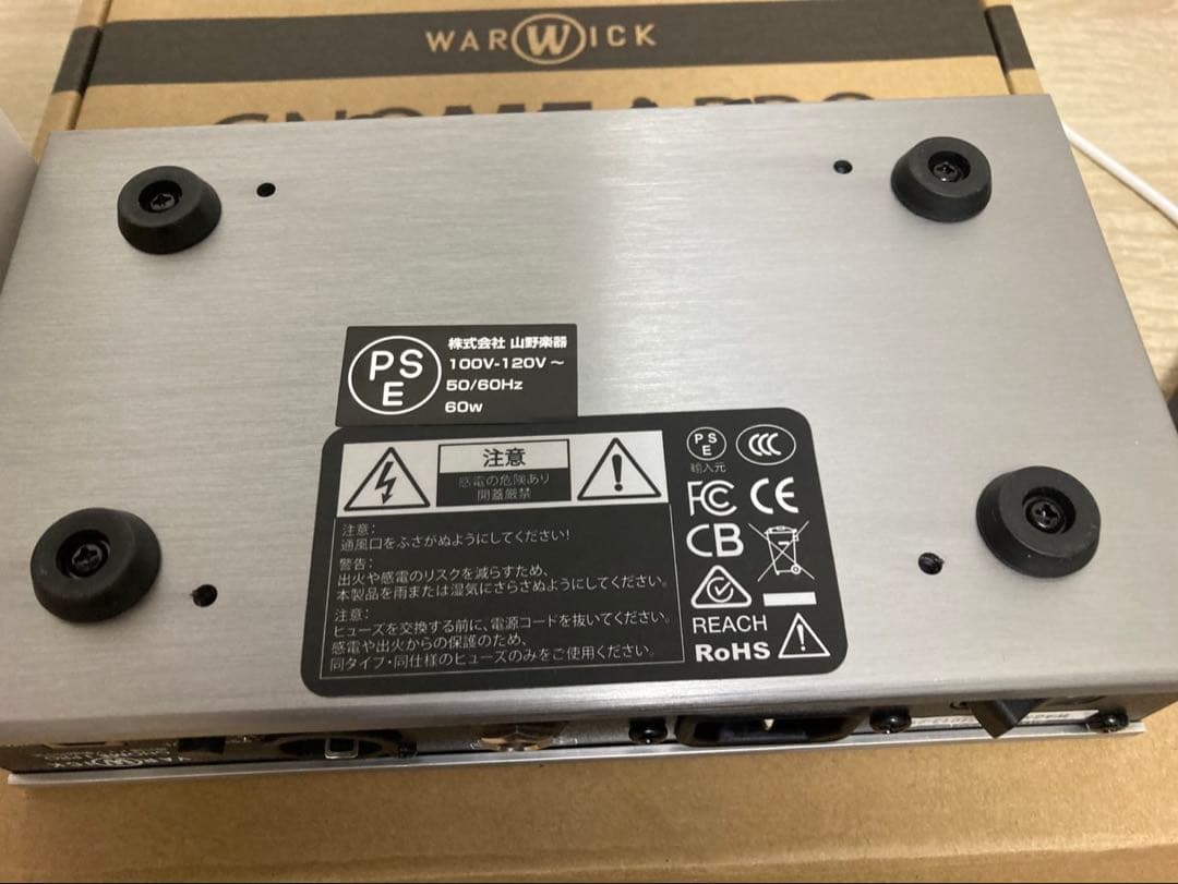 美品　ベースアンプ　ヘッドアンプ　WARWICK GNOME i PRO