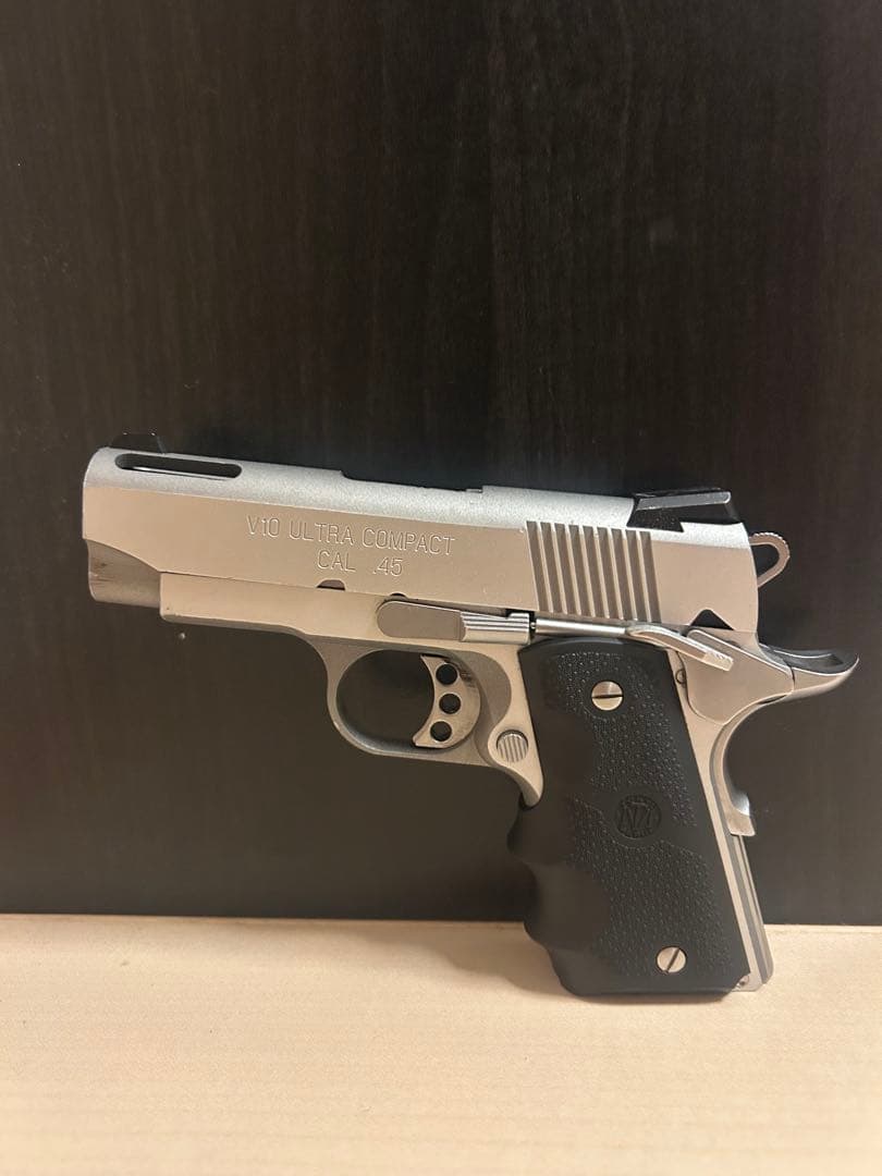 V10 Ultra Compact 東京マルイ