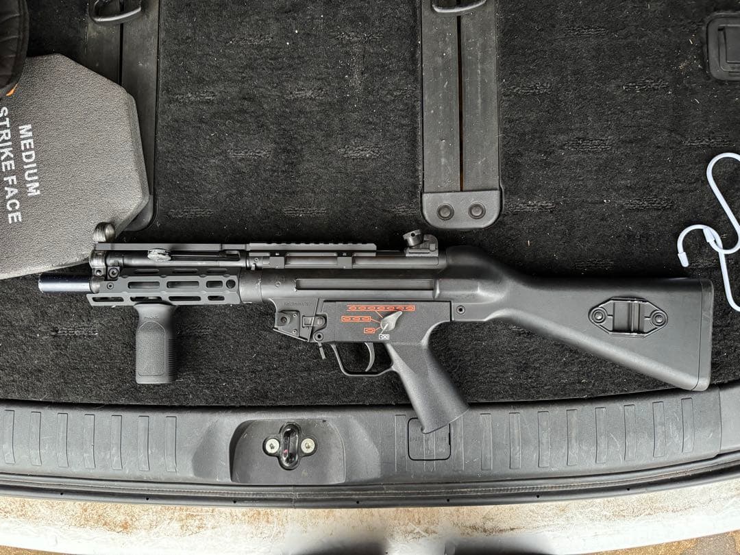 東京マルイ　カスタムMP5