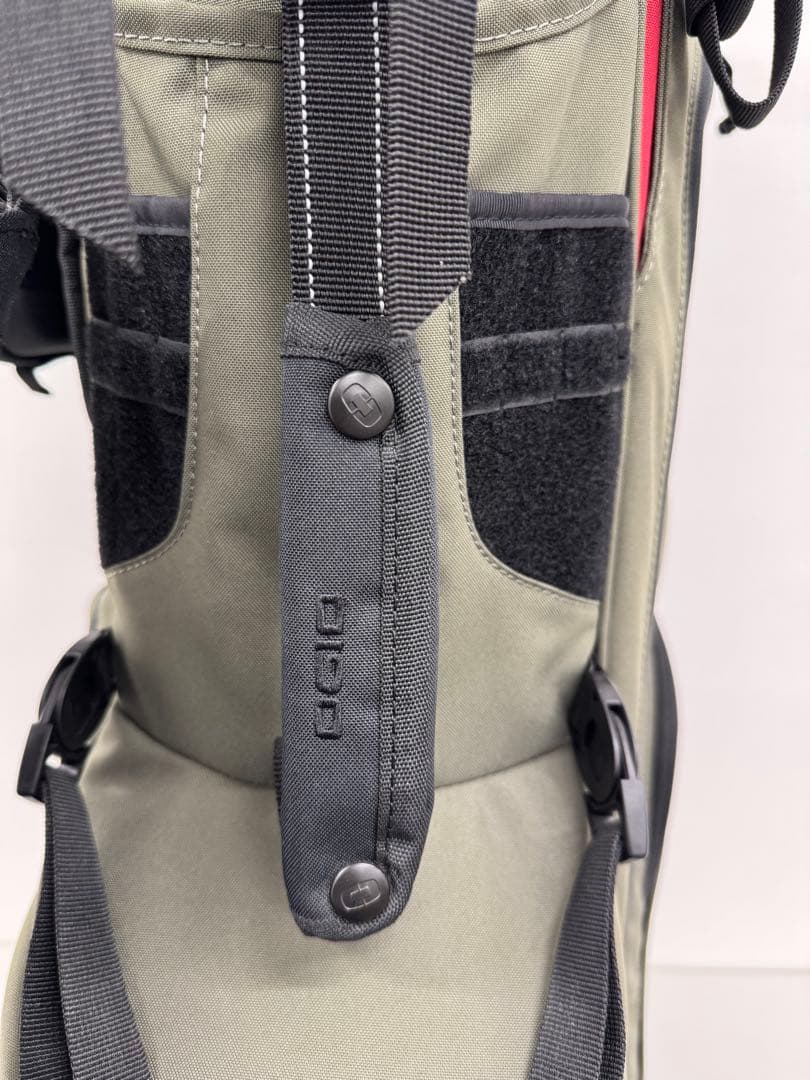 OGIO ALPHA CORE CONVOYスタンドタイプ オリーブ　グリーン