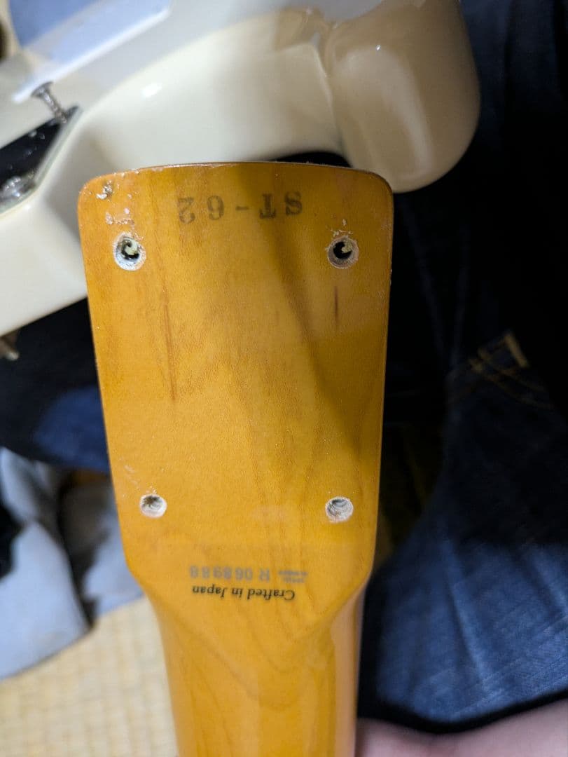 ギター fender japan st62 mod