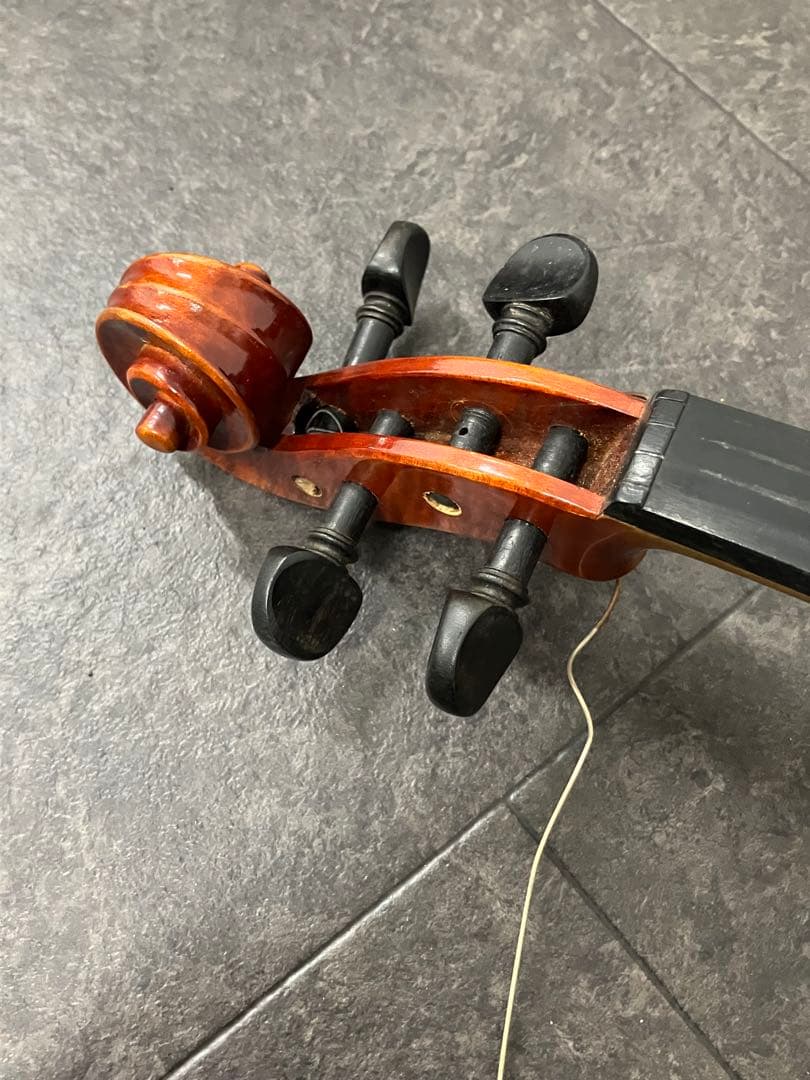 SUZUKI 鈴木 バイオリン No.550 4/4？　スズキ　ジャンク